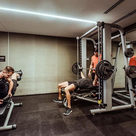 Отель Sls Buenos Aires Puerto Madero Экстерьер фото The gym at the hotel