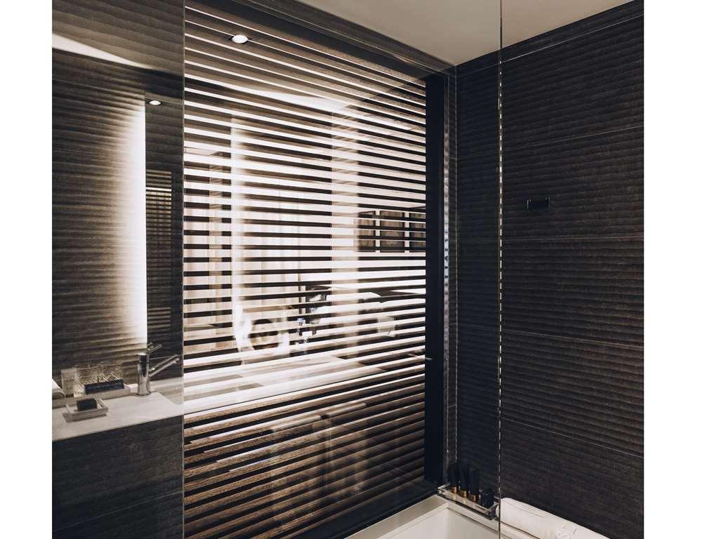 Отель Sls Buenos Aires Puerto Madero Номер фото Bathroom